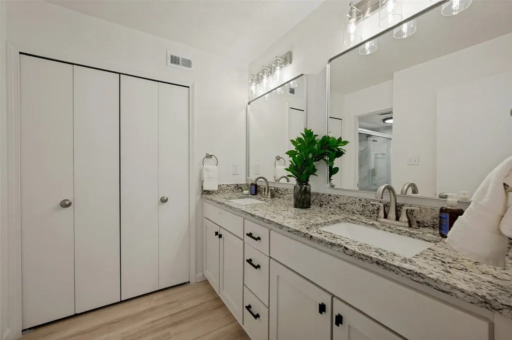 412 Pogue Street Cedar Hill TX 75104