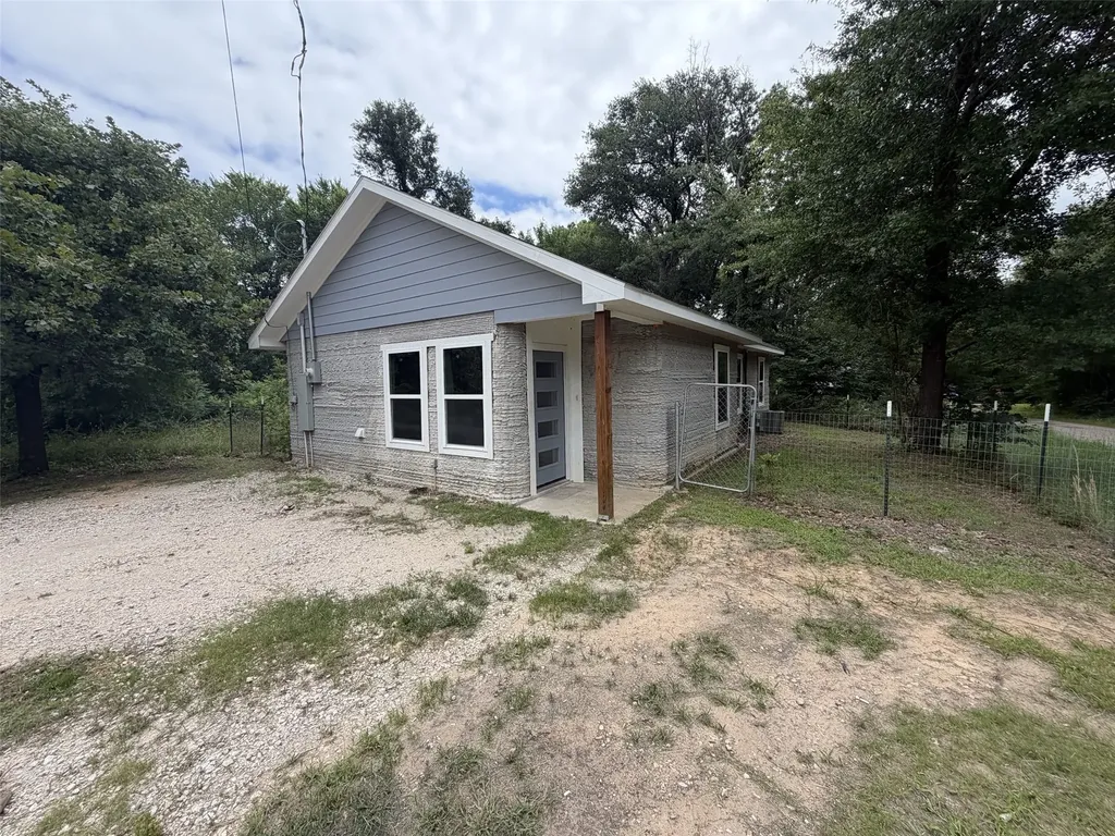 7148 Valleyview Drive Mabank TX 75156