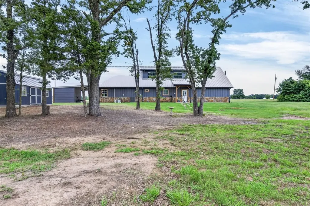 114 Lakewood Road Trinidad TX 75163