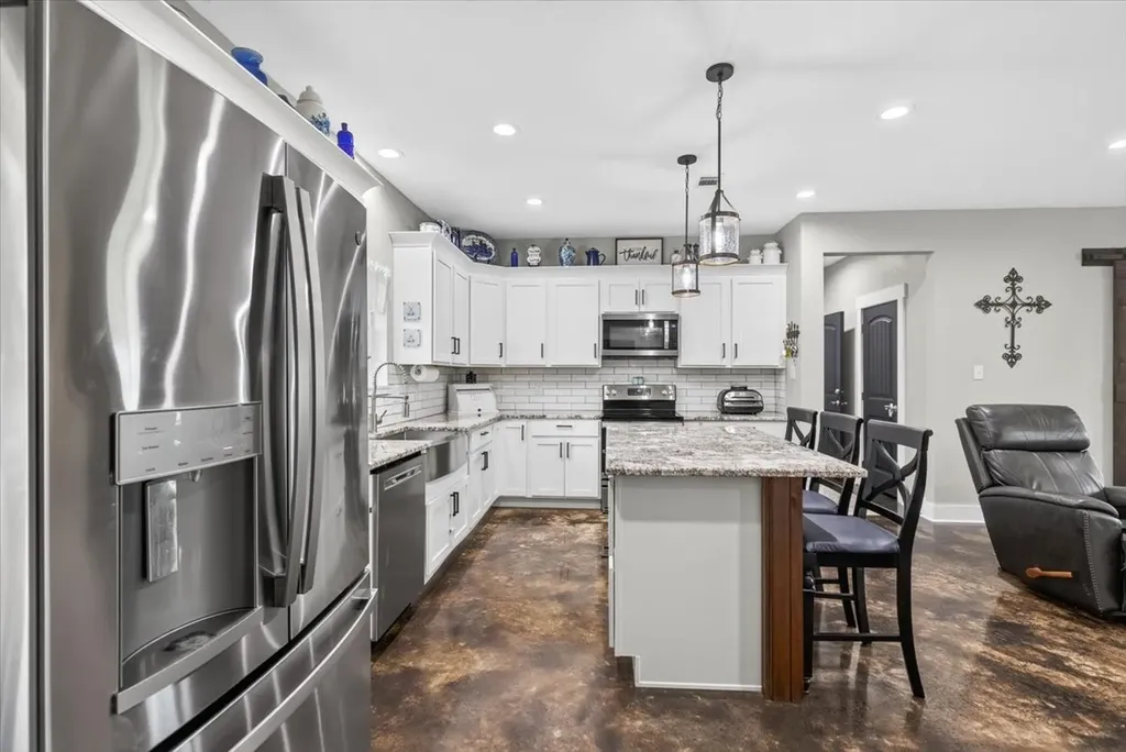 114 Lakewood Road Trinidad TX 75163