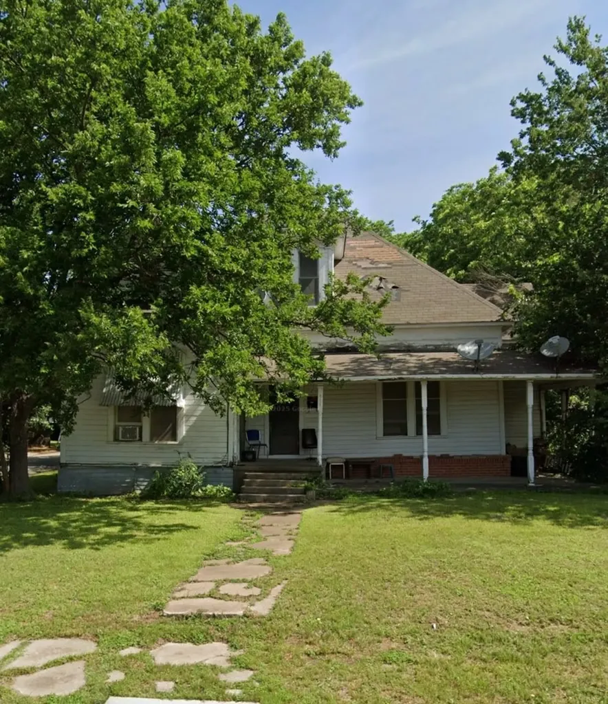 401 E Elm Street Hillsboro TX 76645