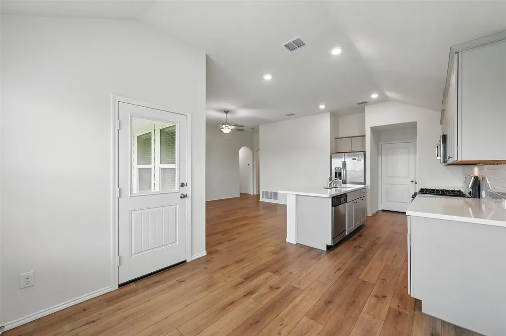 837 Amberwood Court Fort Worth TX 76052