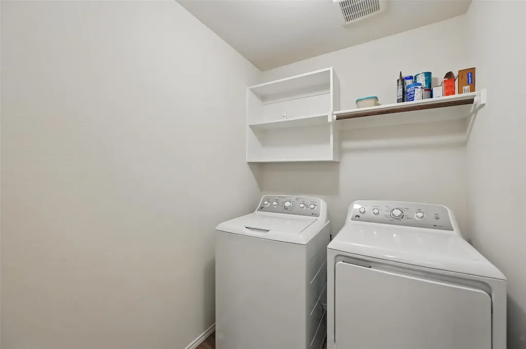 837 Amberwood Court Fort Worth TX 76052