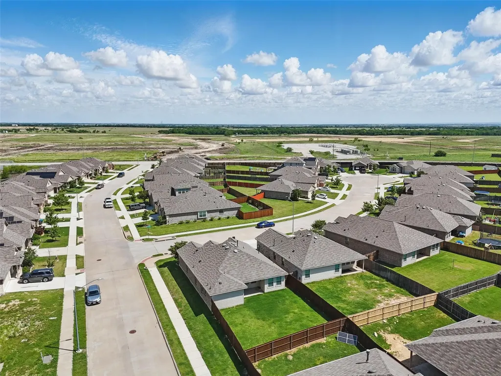 837 Amberwood Court Fort Worth TX 76052