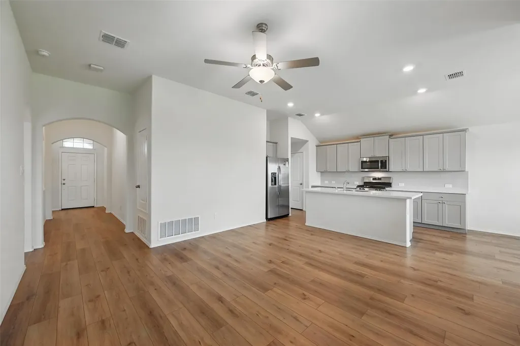 837 Amberwood Court Fort Worth TX 76052