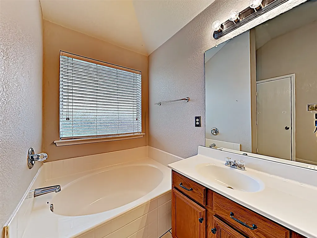 14104 Esperanza Drive Fort Worth TX 76052
