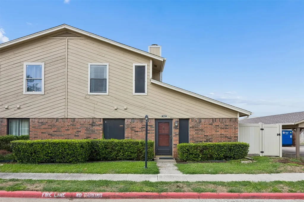 2240 Tarpley Road Carrollton TX 75006