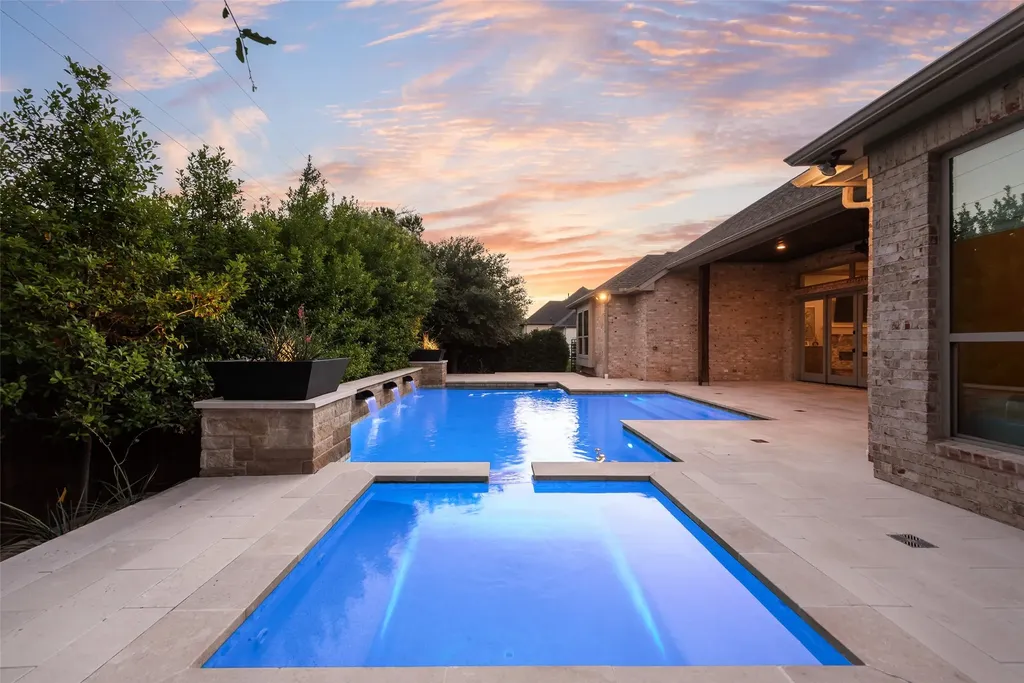 704 Winding Ridge Trail Southlake TX 76092