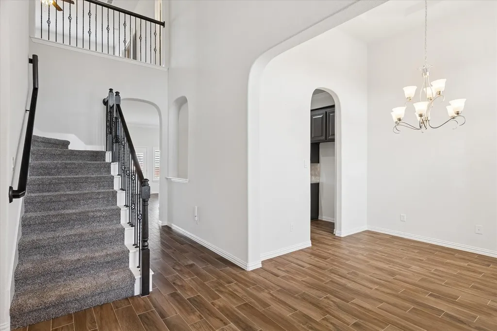 5805 Canyon Oaks Lane Fort Worth TX 76137