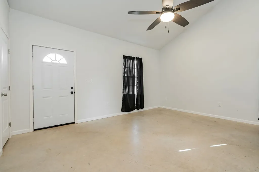 207 Young Street Nocona TX 76255