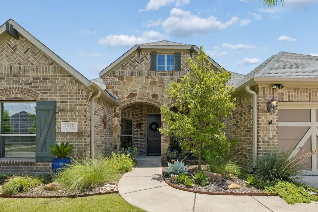 1628 Nancy Drive Wylie TX 75098
