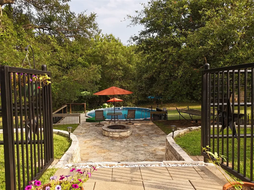 239 Palomino Court Cresson TX 76035