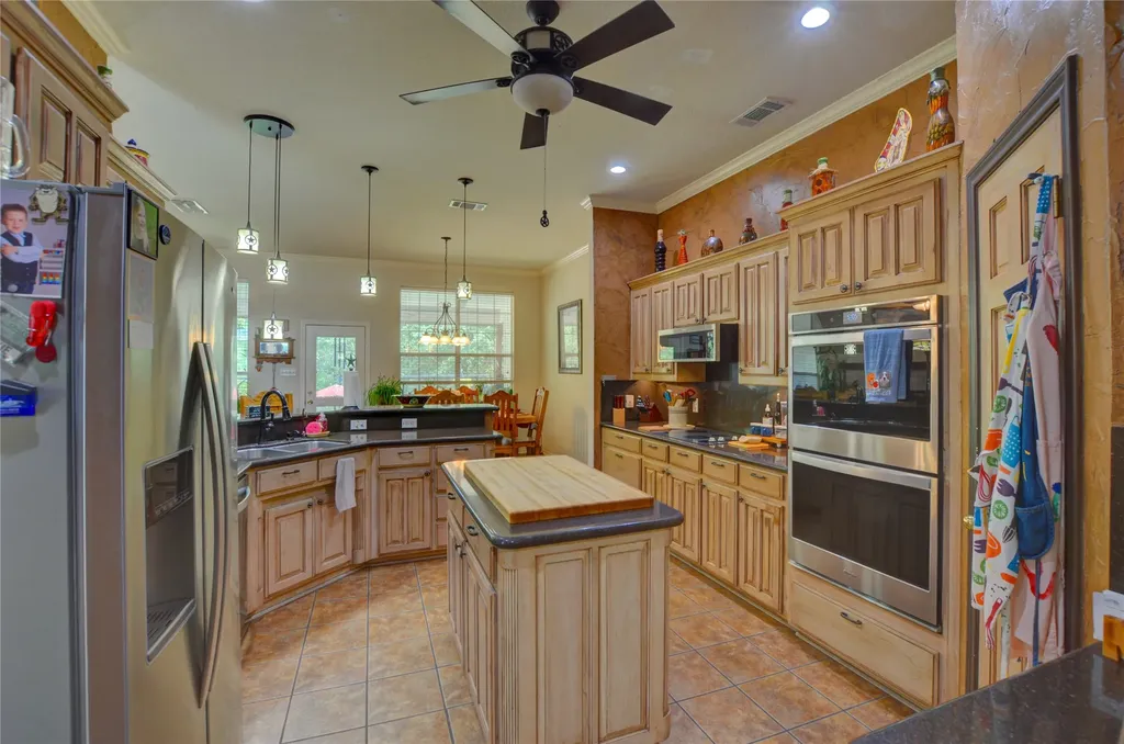 239 Palomino Court Cresson TX 76035