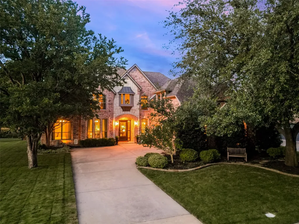 2505 Valley Glen Court Carrollton TX 75010