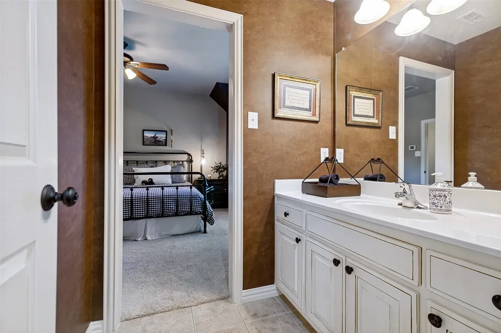 2505 Valley Glen Court Carrollton TX 75010