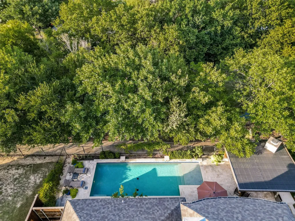 2505 Valley Glen Court Carrollton TX 75010