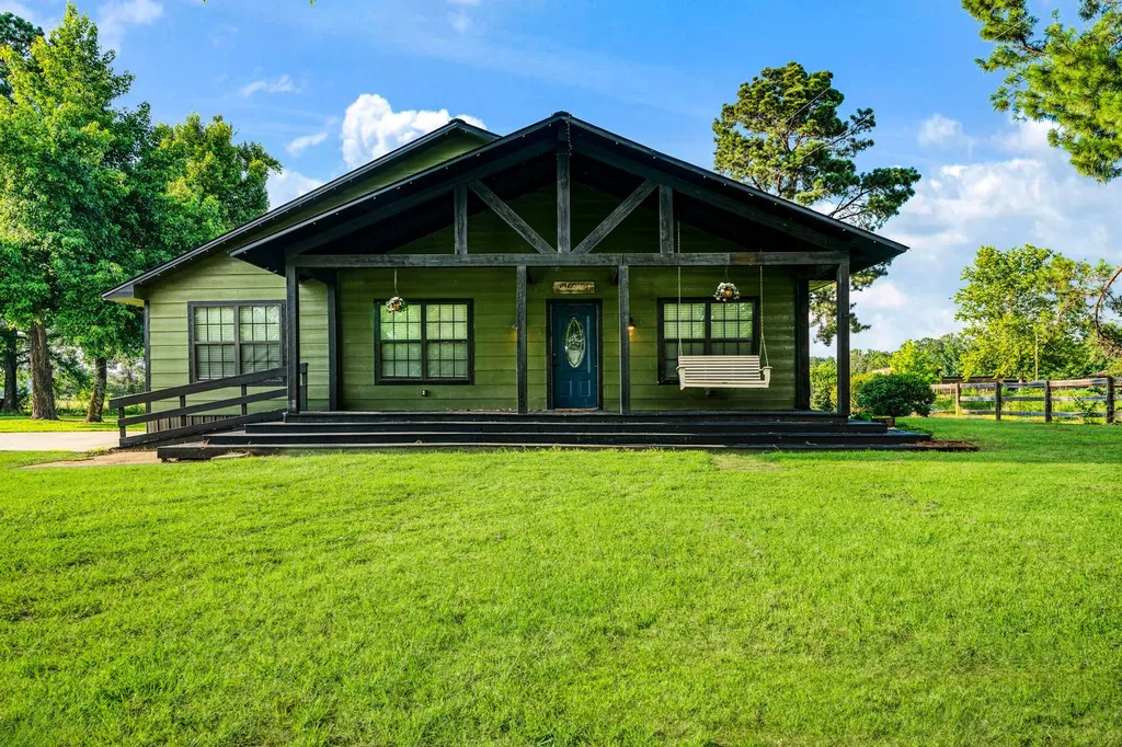 13944 Farm Road 195 Bagwell TX 75412