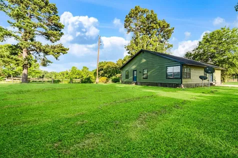 13944 Farm Road 195 Bagwell TX 75412