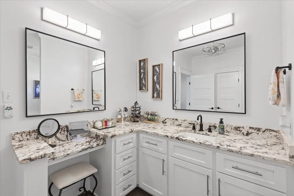 350 Pecan Creek Drive Henderson TX 75654