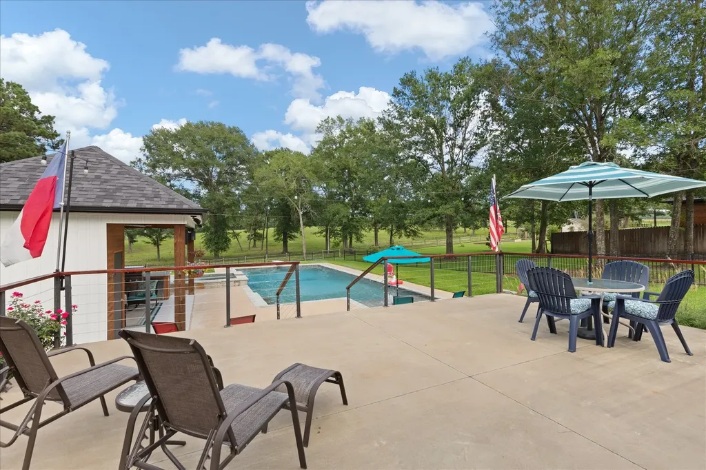 350 Pecan Creek Drive Henderson TX 75654
