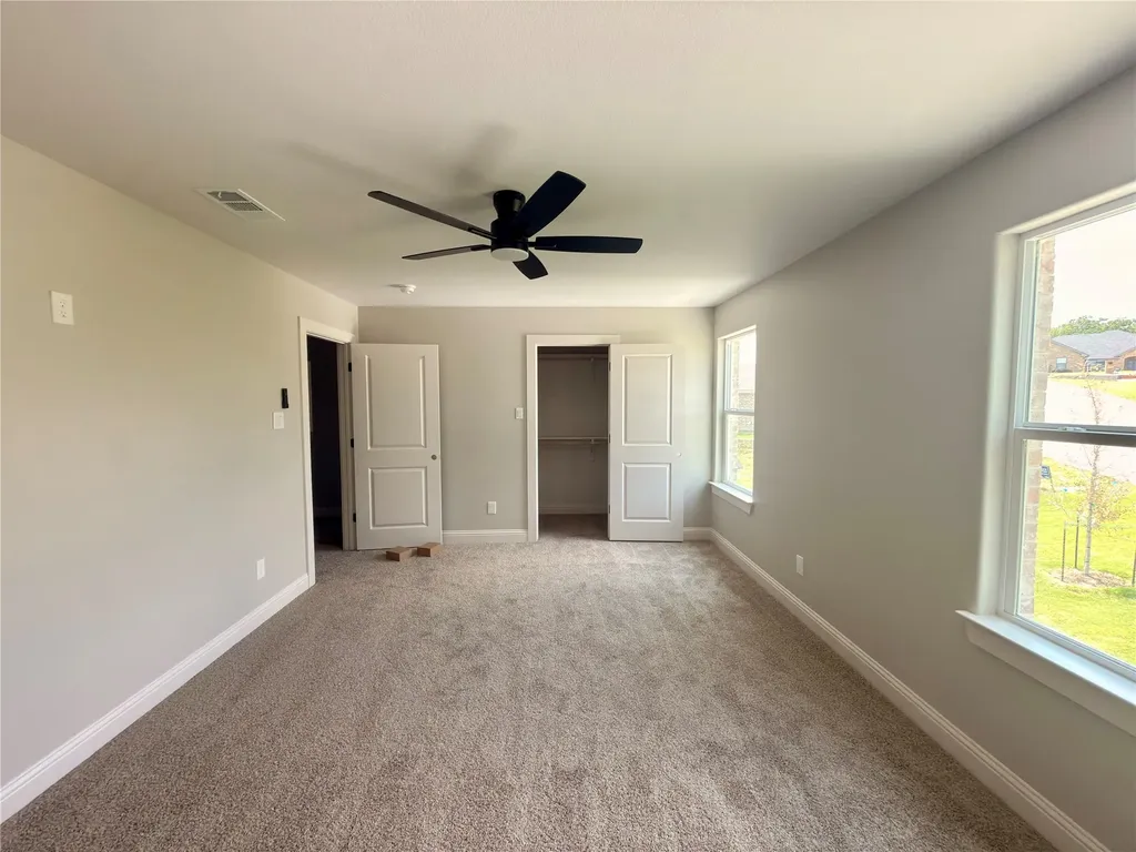 402 Bellaire Circle Mineral Wells TX 76067