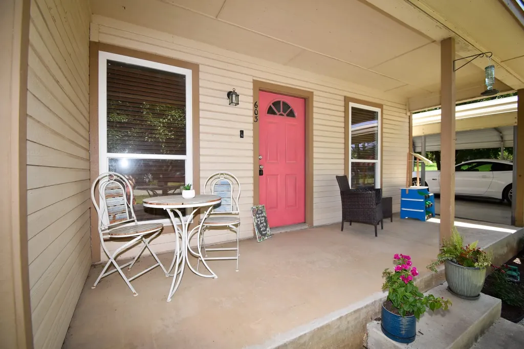 603 W 7th Street Brady TX 76825