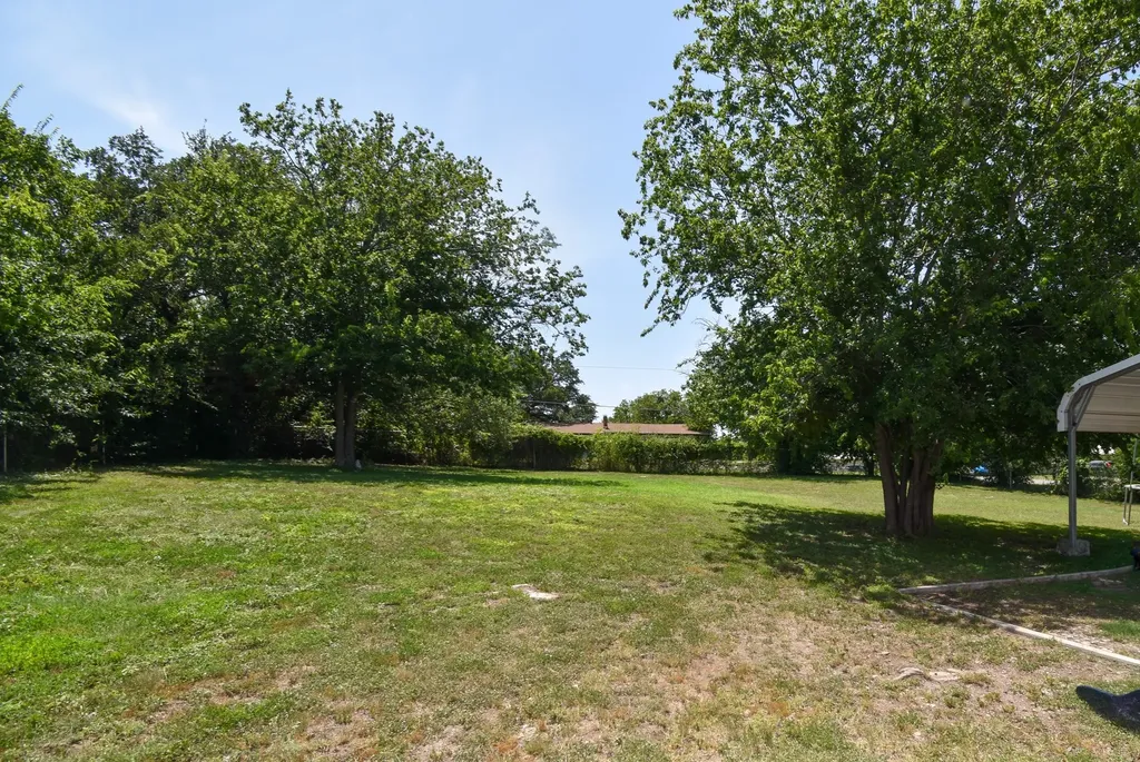 603 W 7th Street Brady TX 76825