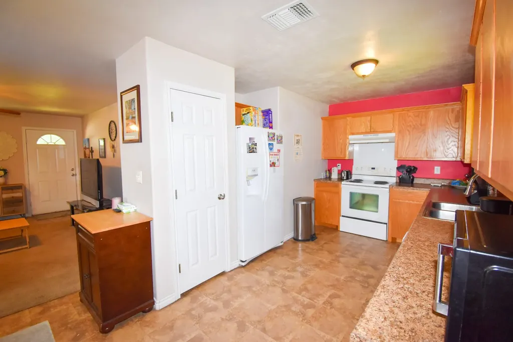 603 W 7th Street Brady TX 76825