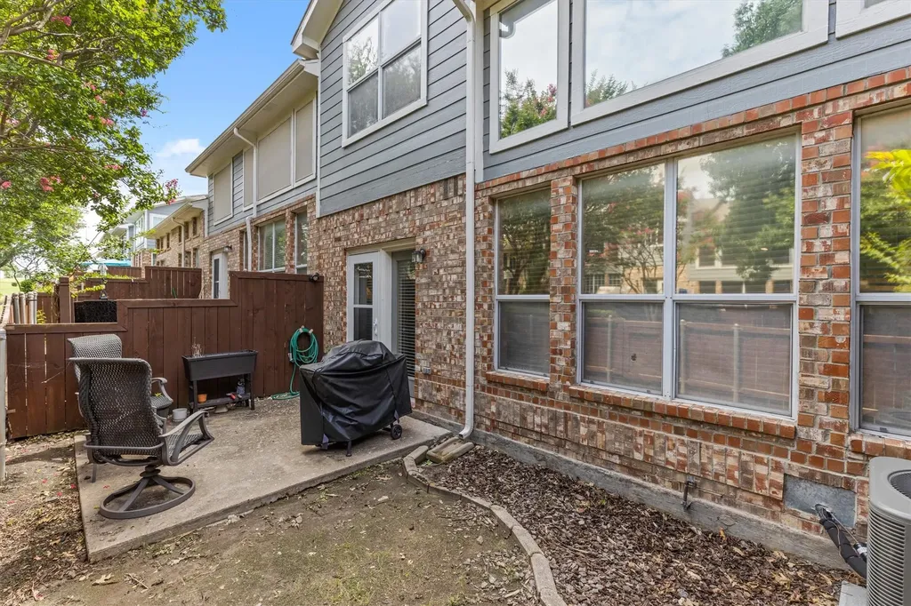 9824 Castlewood Drive Plano TX 75025