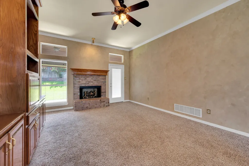 1624 Ross Drive Midlothian TX 76065