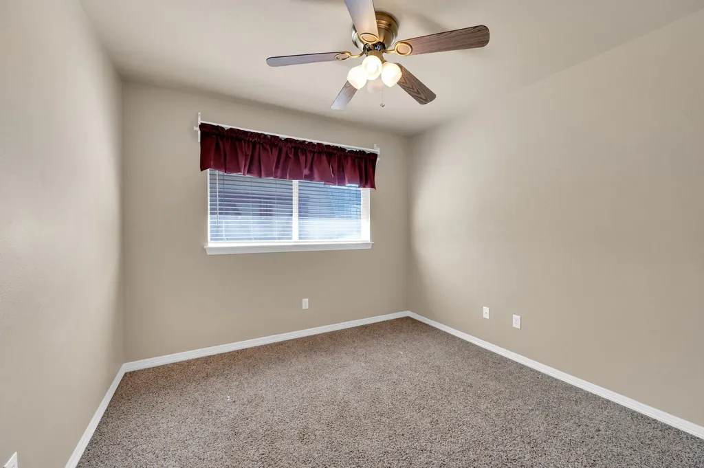 1624 Ross Drive Midlothian TX 76065