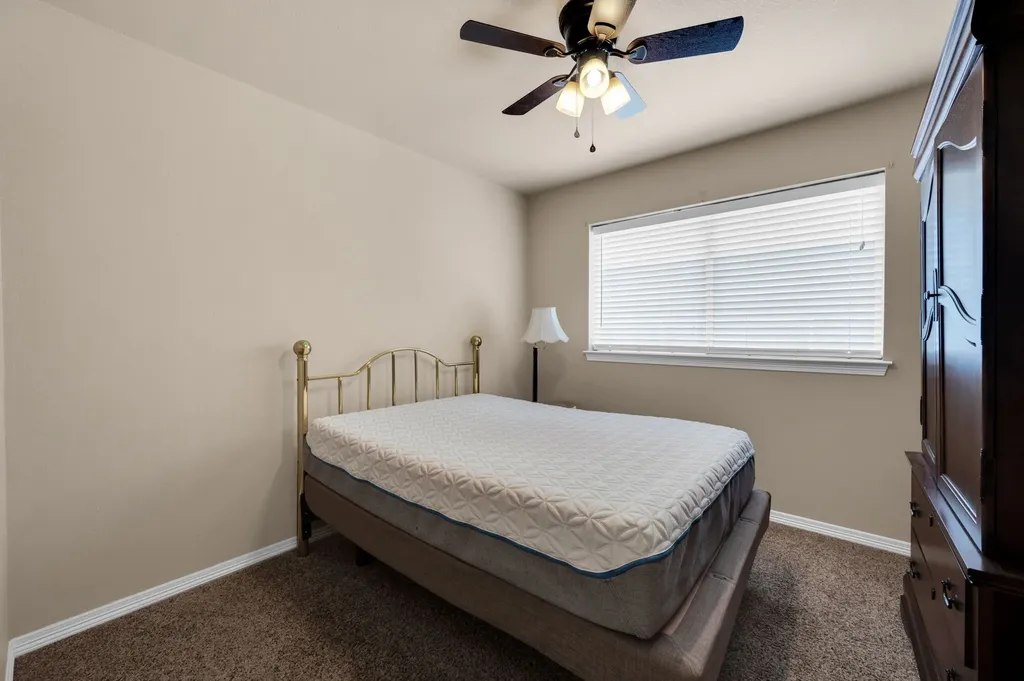 1624 Ross Drive Midlothian TX 76065