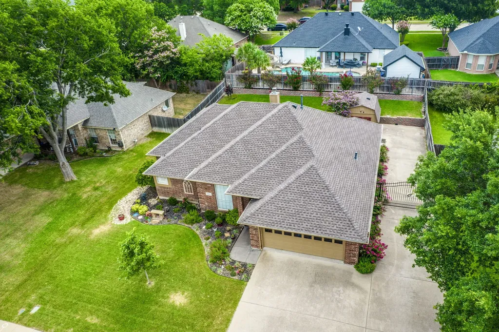 1624 Ross Drive Midlothian TX 76065
