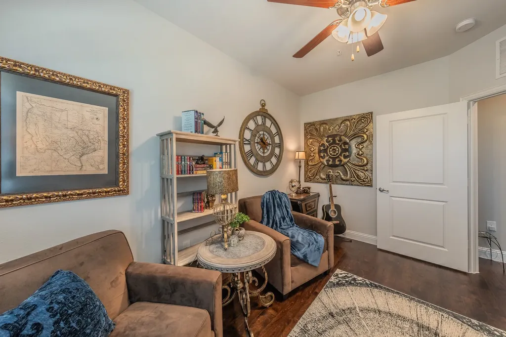 1735 Wittington Place Farmers Branch TX 75234