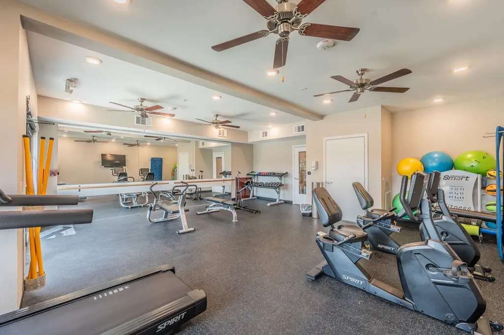 1735 Wittington Place Farmers Branch TX 75234