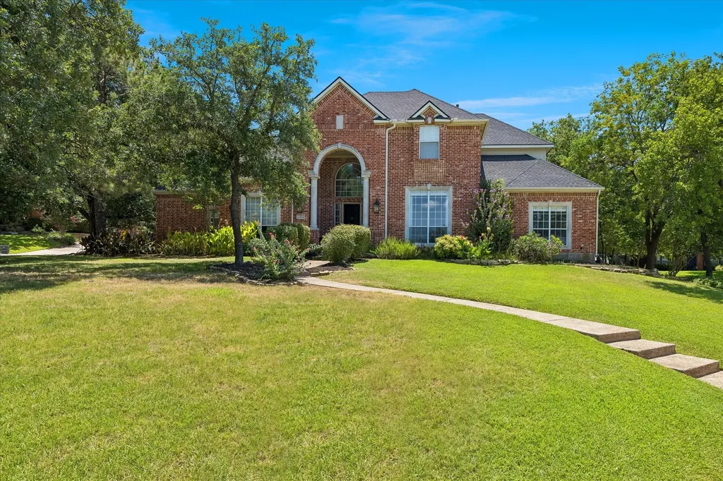 Trophy Club TX, 11 Brook Hollow Lane