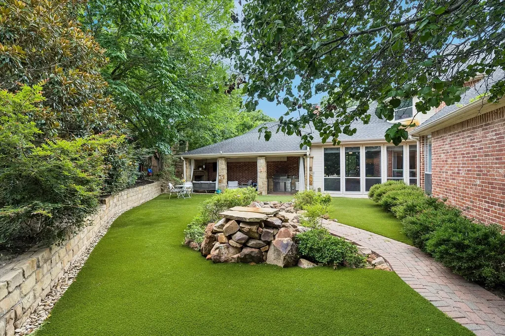 11 Brook Hollow Lane Trophy Club TX 76262