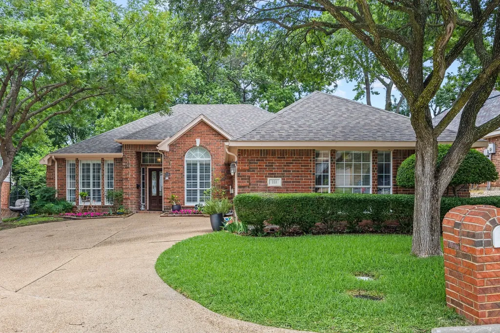 221 Freedom Court Rockwall TX 75032