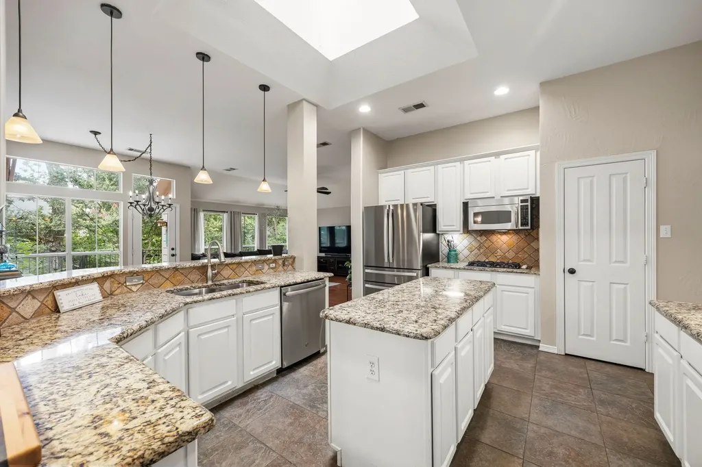 221 Freedom Court Rockwall TX 75032