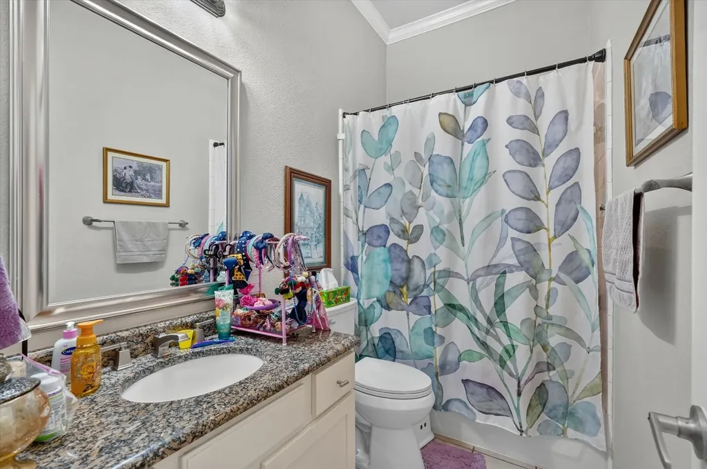 1008 Bell Manor Drive Savannah TX 76227