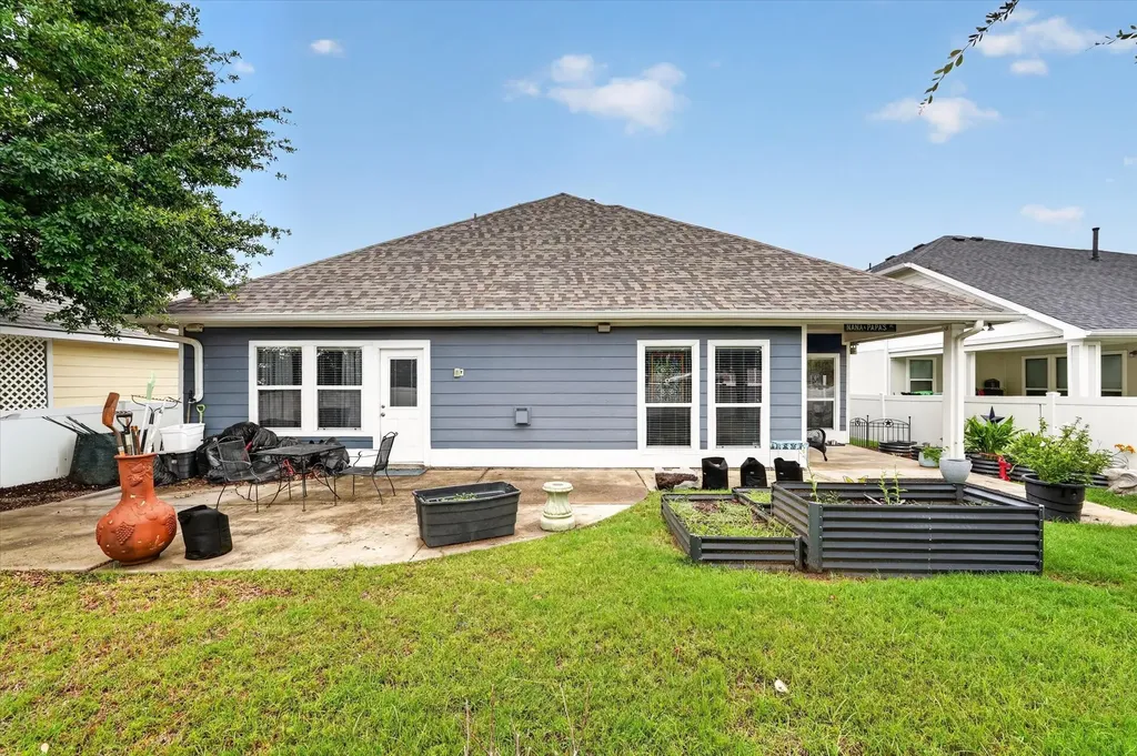 1008 Bell Manor Drive Savannah TX 76227