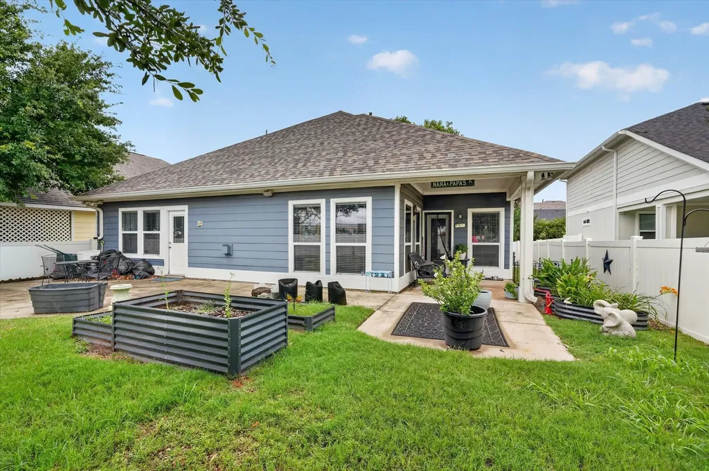 1008 Bell Manor Drive Savannah TX 76227