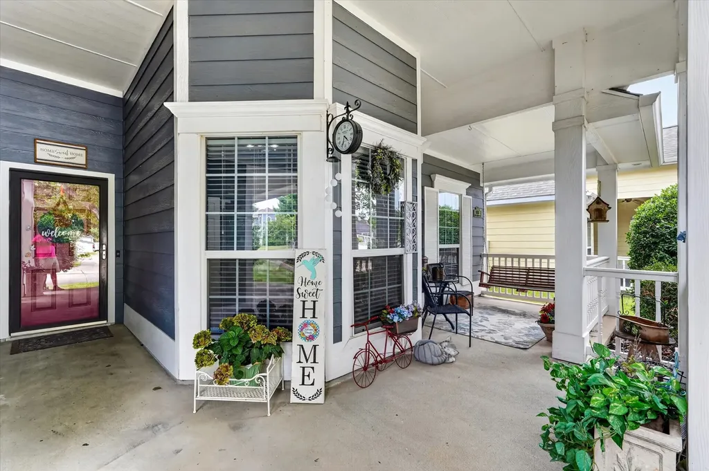 1008 Bell Manor Drive Savannah TX 76227
