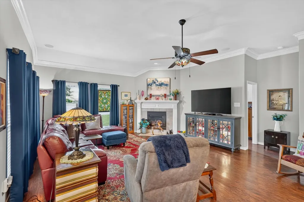 1008 Bell Manor Drive Savannah TX 76227