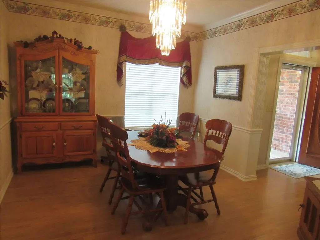 404 County Road 260 Gainesville TX 76240