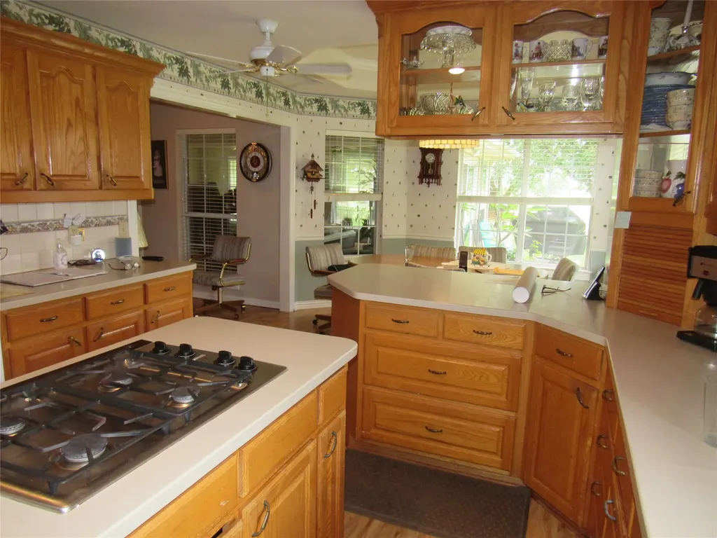 404 County Road 260 Gainesville TX 76240