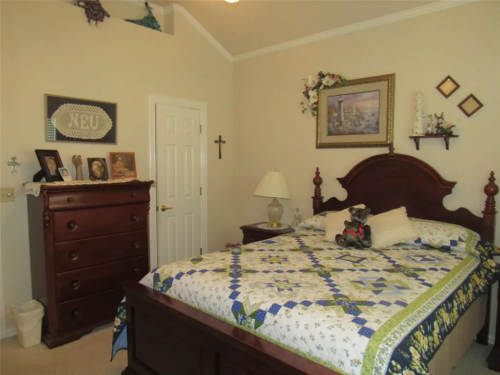 404 County Road 260 Gainesville TX 76240