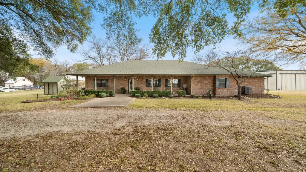 12525 County Road 4083 Scurry TX 75158