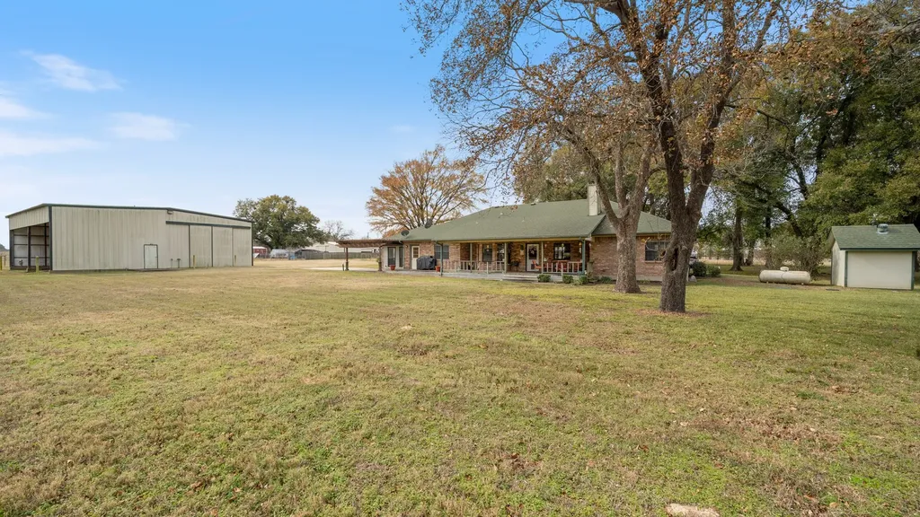 12525 County Road 4083 Scurry TX 75158