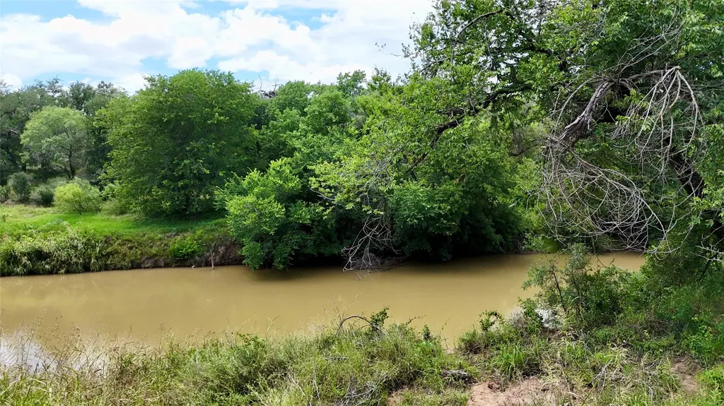 580 S 430 Mullin TX 76864